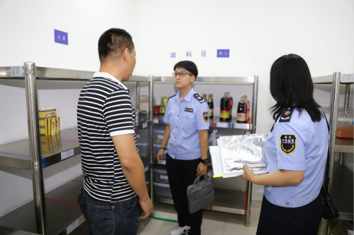 加强食堂安全检查，确保食品安全卫生.(图1)