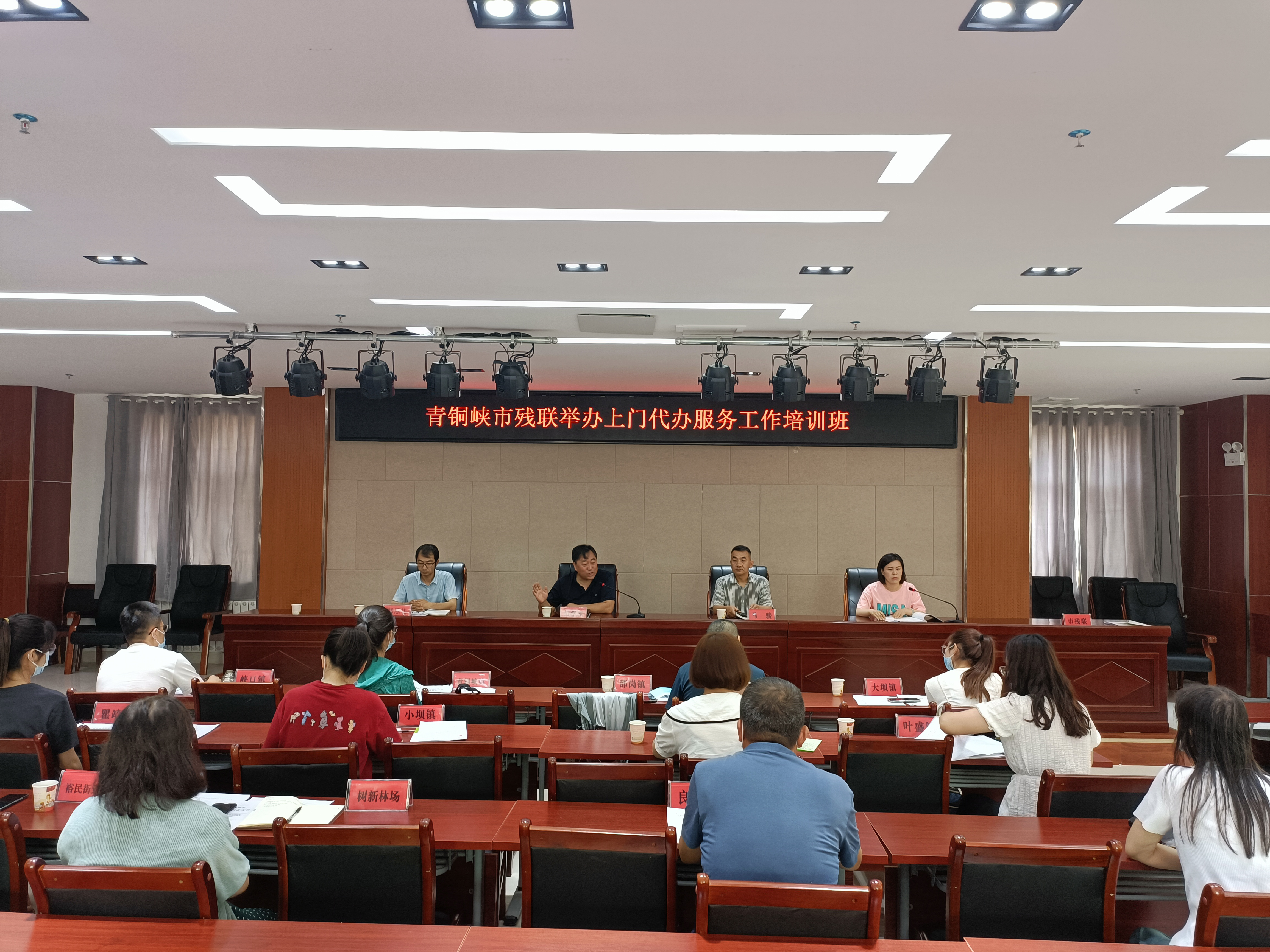 青铜峡市：暖心服务绘就幸福底色(图1)