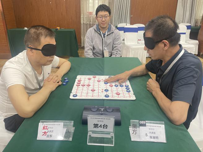 宁夏首届盲人象棋比赛 暨第三届中国象棋残健共融团体赛 宁夏选拔赛在银川成功举办(图3)