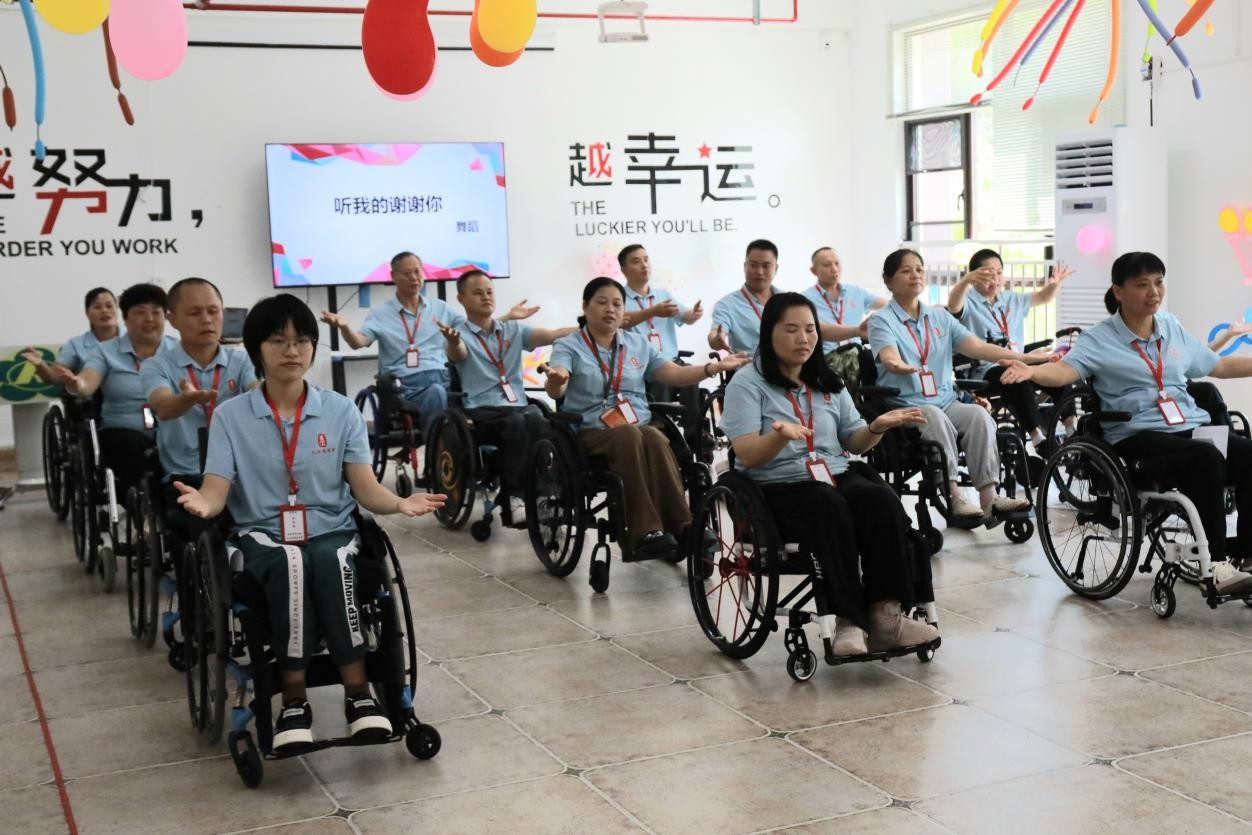 图为活动现场图片 图为活动现场图片