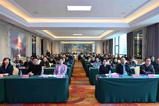 图为韧苗培育金点子交流活动现场 图为韧苗培育金点子交流活动现场